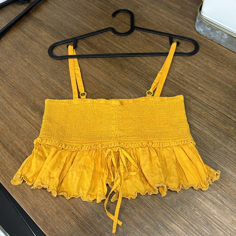 🎉 Wilfred Sunflower Smocked Ruffle Cropped Top